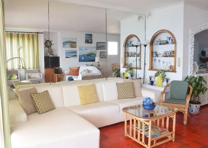 بيت للعطل Sea House